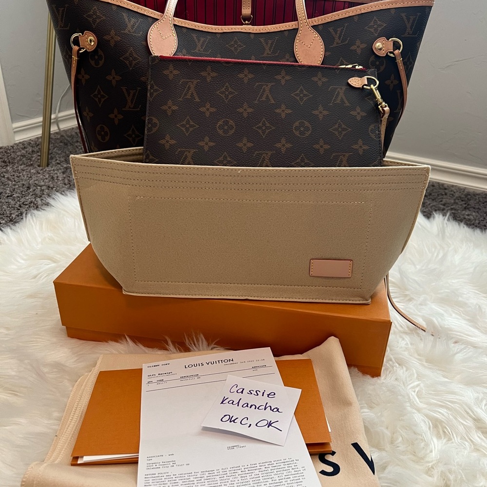 Louis Vuitton Neverfull MM Monogram